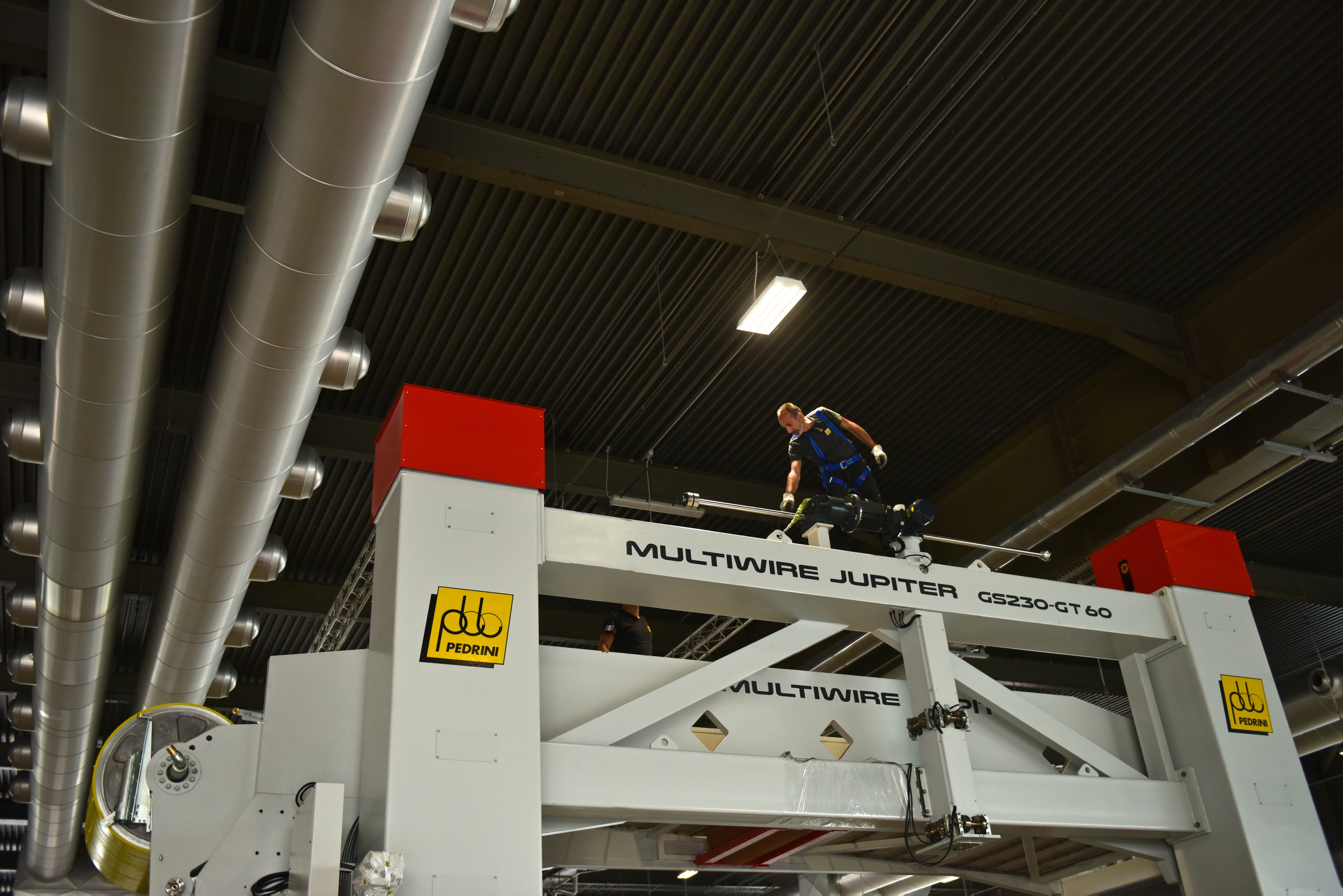 specialization_trust_dsc_6657_mod